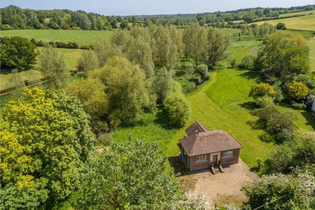 Ultimate Constable Country Rural Retreat - The Pump House Villa Колчестър Екстериор снимка
